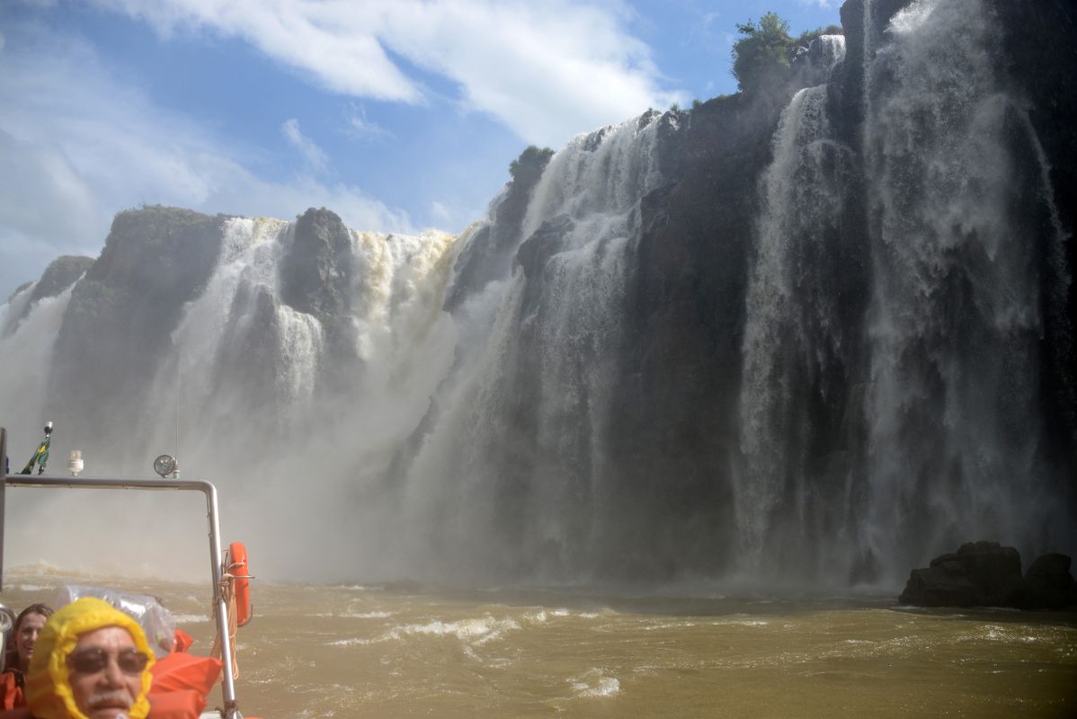 25 Argentina Waterfalls In The Garganta Del Diablo Devils Throat Area From The Brazil Iguazu Falls Boat Tour